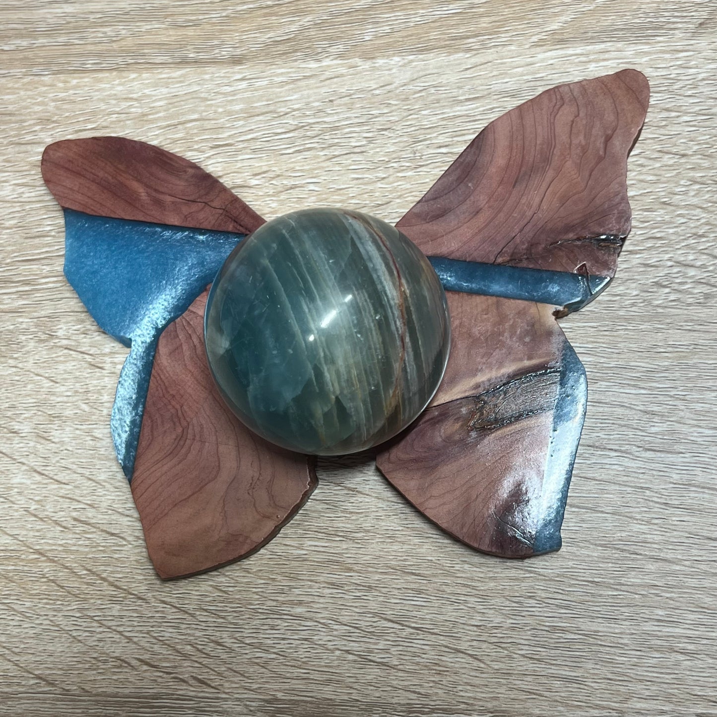 Butterfly Sphere Stand 28B