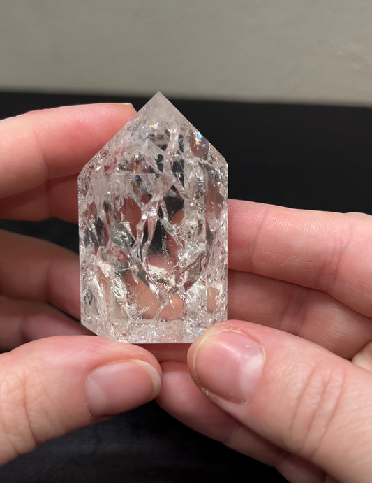 Crackle Quartz Tower 13A