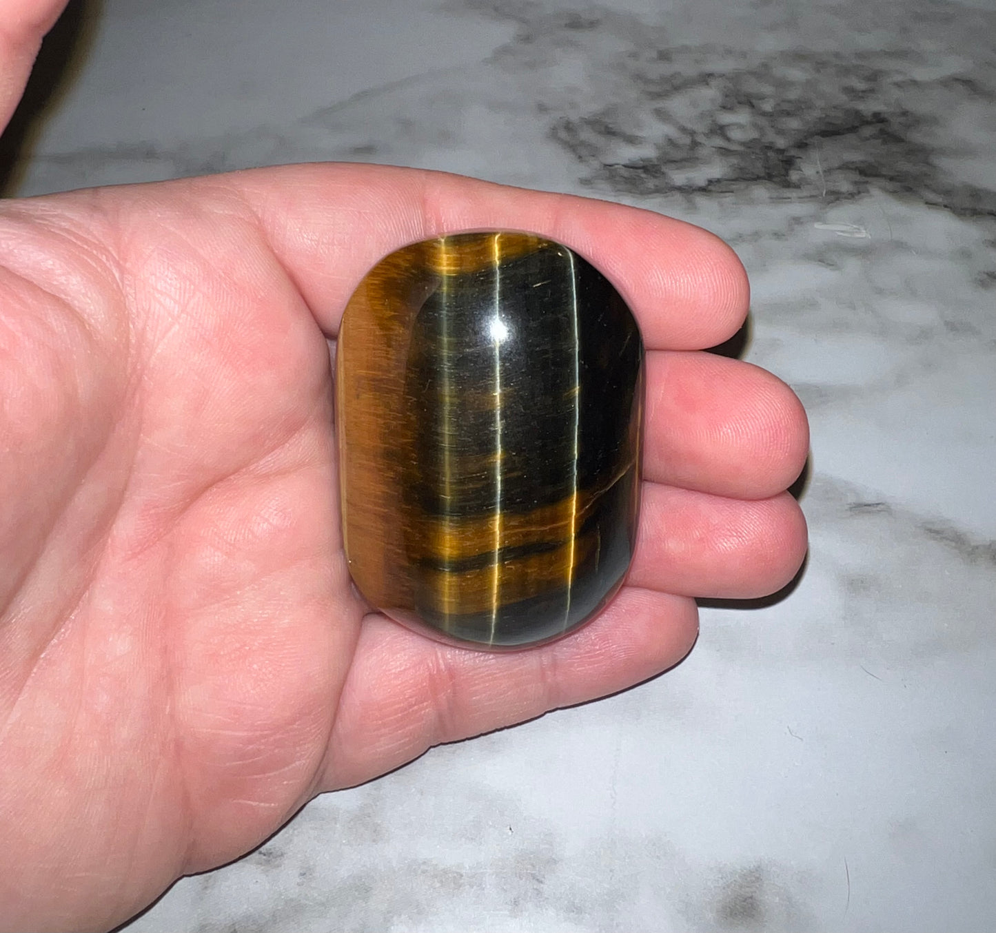 Tiger’s Eye Palm Stone 16A