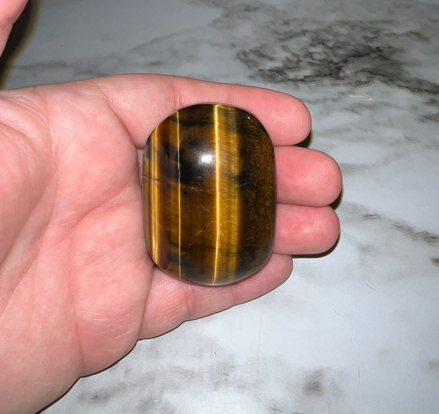 Tiger’s Eye Palm Stone 16A